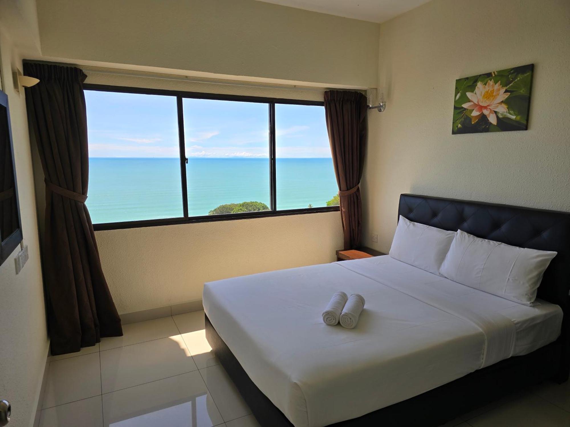 Ocean Seaview Pangsapuri Batu Feringgi